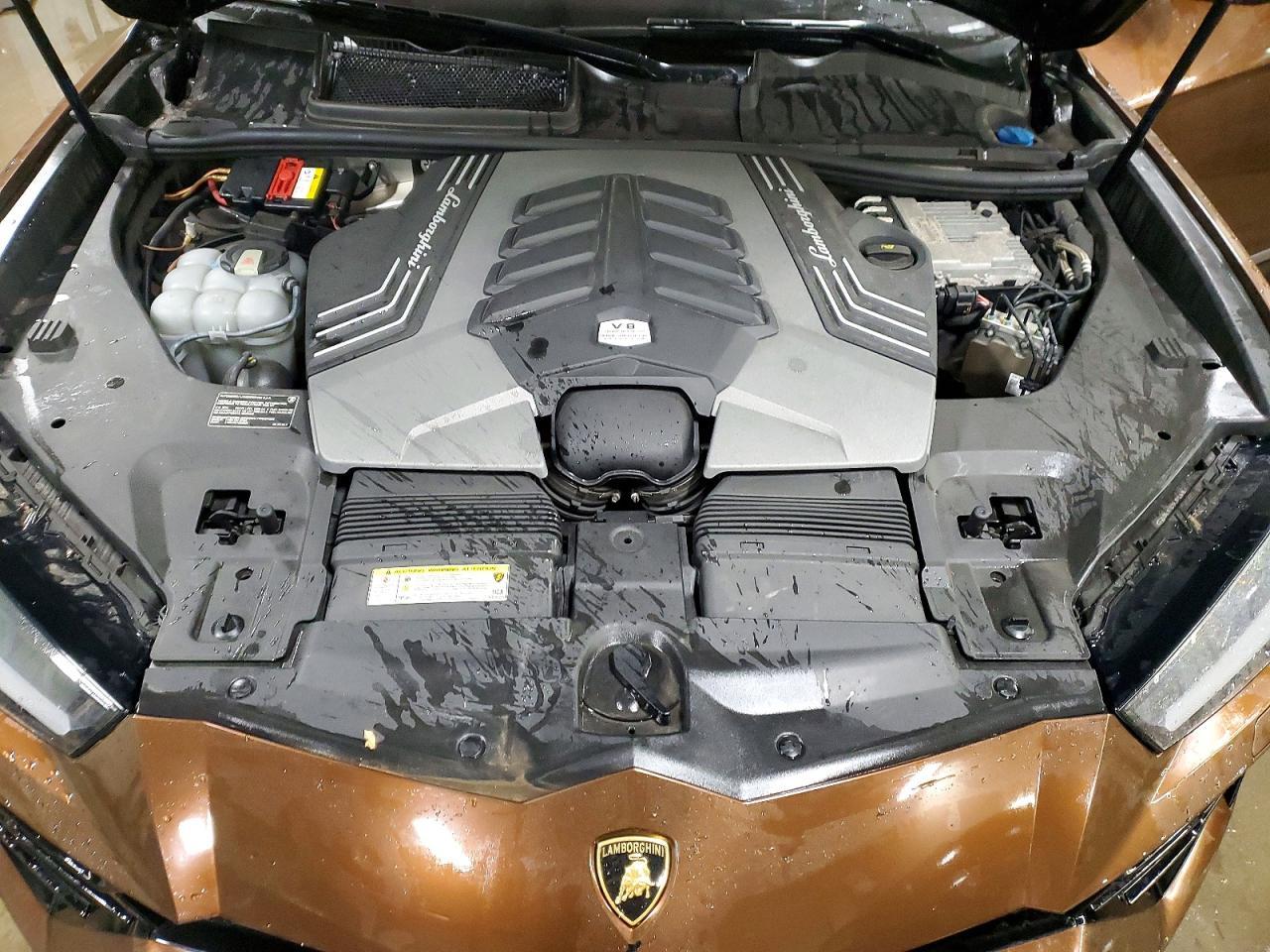 2020 Lamborghini Urus - zdjęcie 11