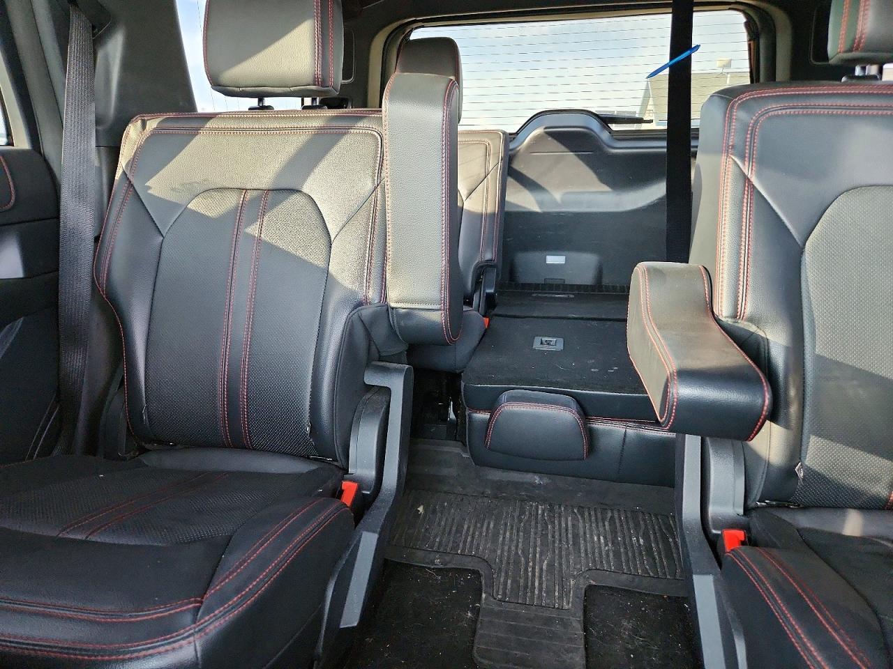 2023 Ford Expedition Limited - zdjęcie 10