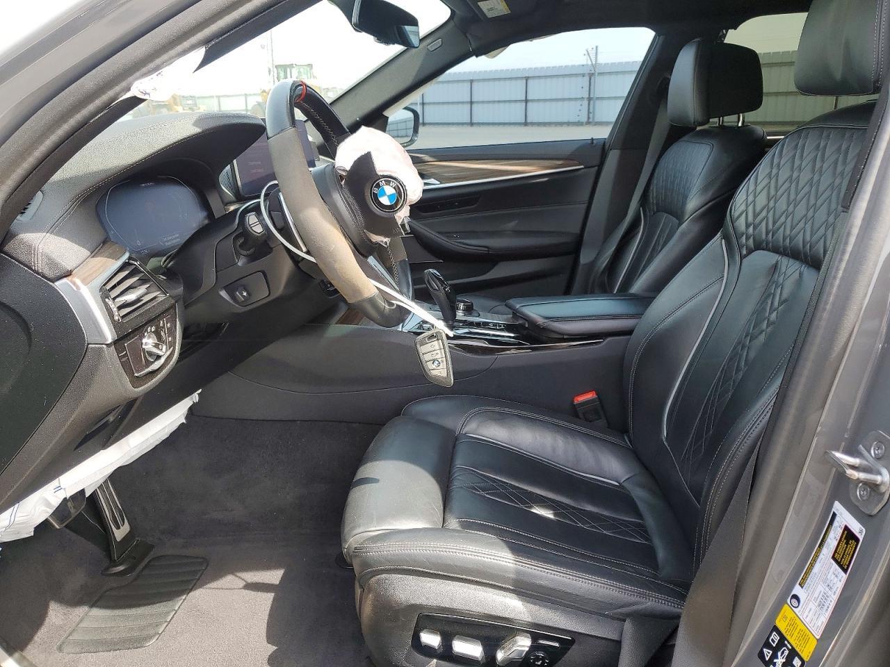 2022 BMW M550Xi - zdjęcie 7