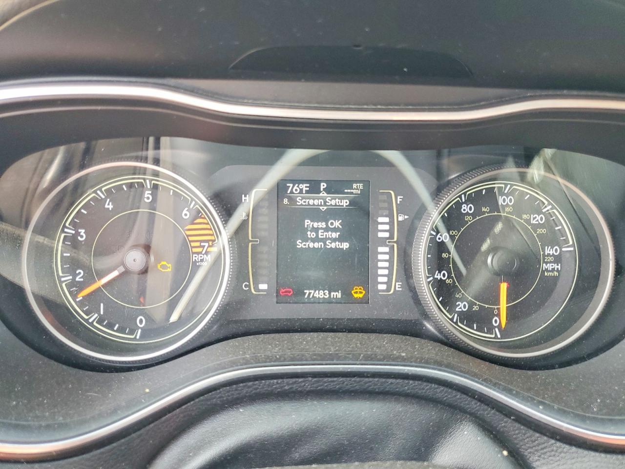 2019 Jeep Cherokee Latitude - zdjęcie 9