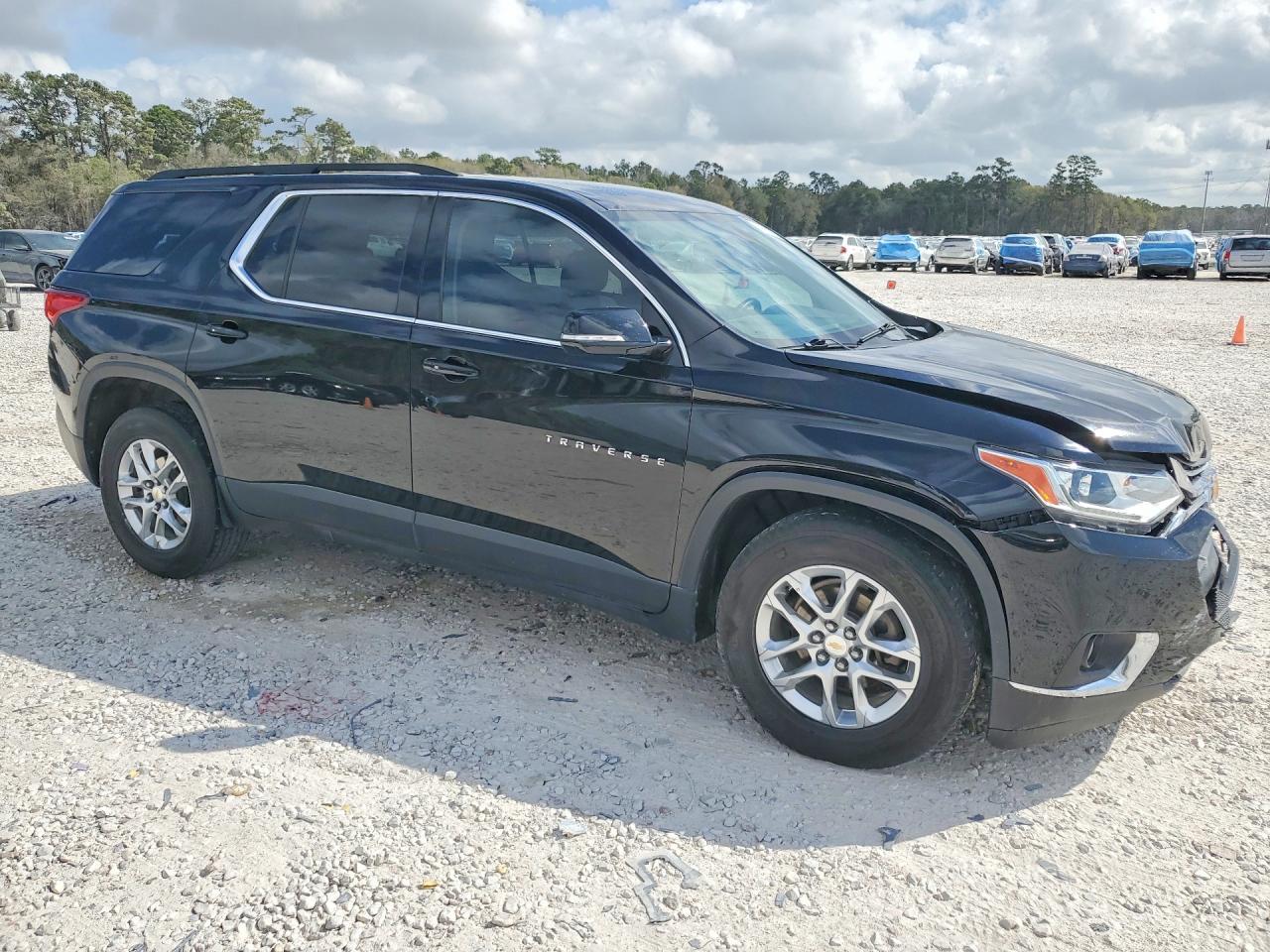 2019 Chevrolet Traverse Lt - zdjęcie 4