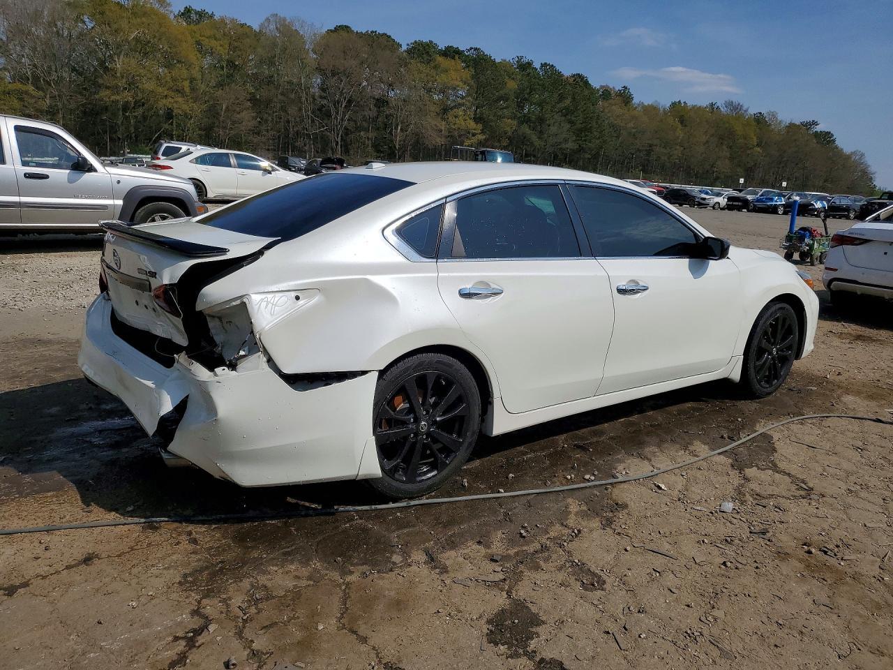 2018 Nissan Altima 2.5 Sr - zdjęcie 3