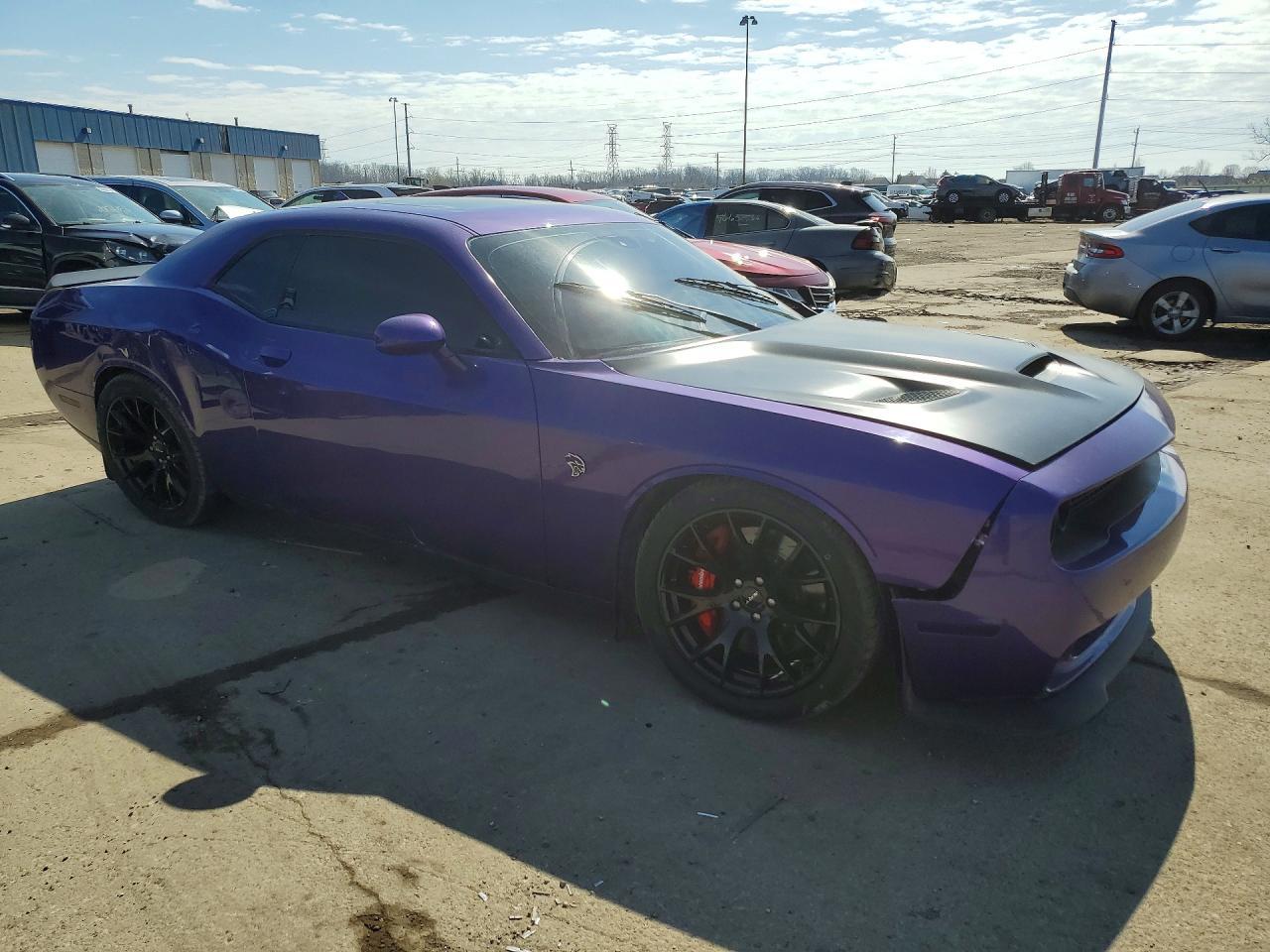 2016 Dodge Challenger Srt Hellcat - zdjęcie 4