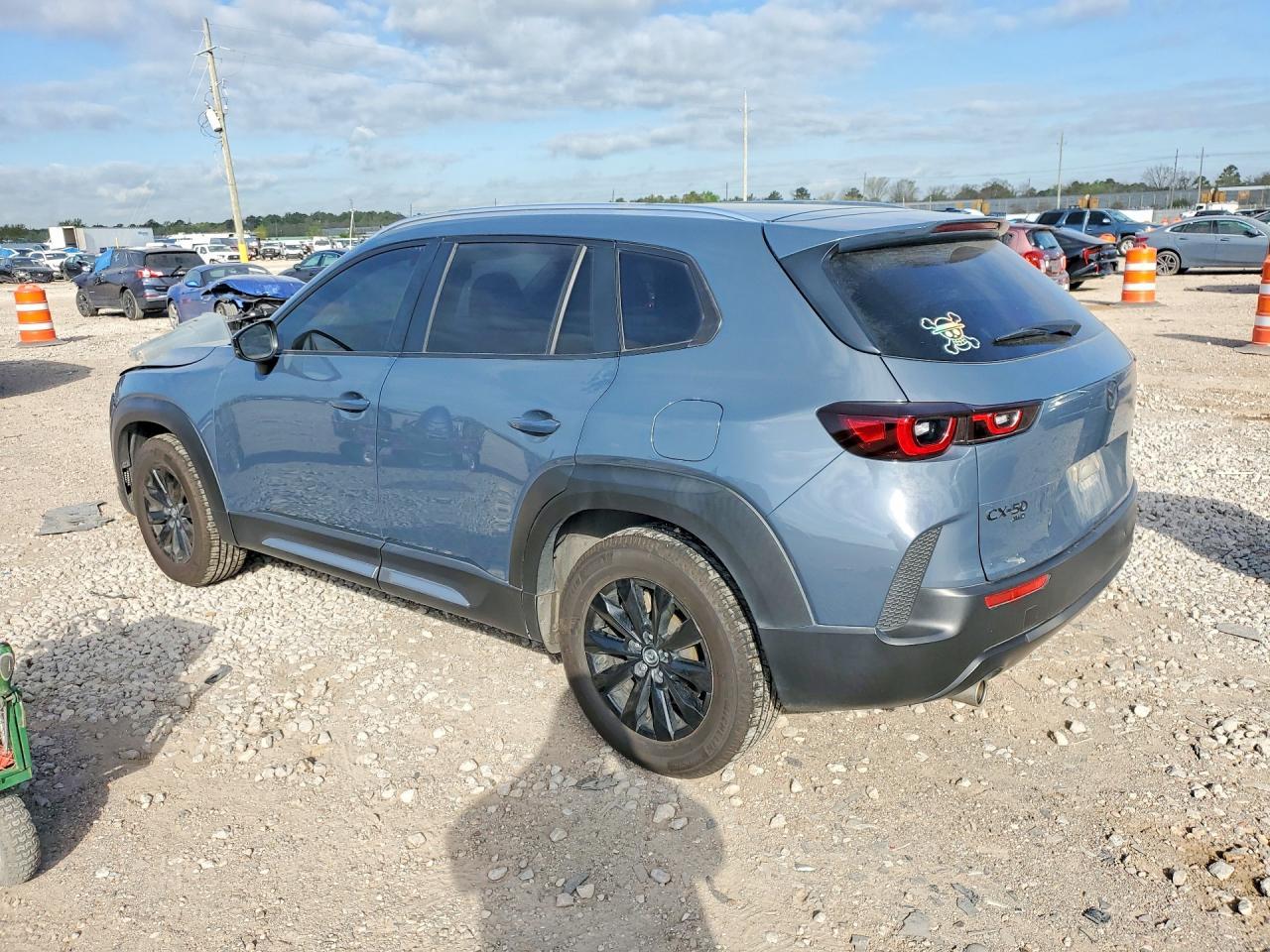 2023 Mazda Cx-50 Preferred Plus - zdjęcie 2