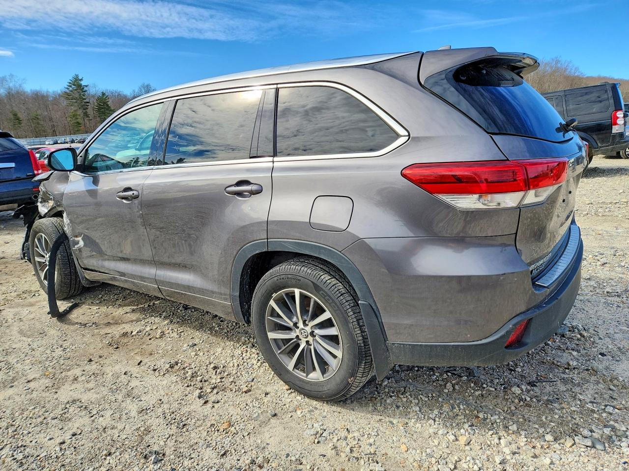 2018 Toyota Highlander Xle - zdjęcie 2
