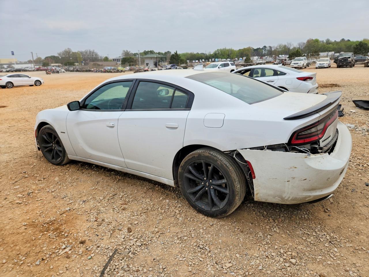 2018 Dodge Charger R/T - zdjęcie 2