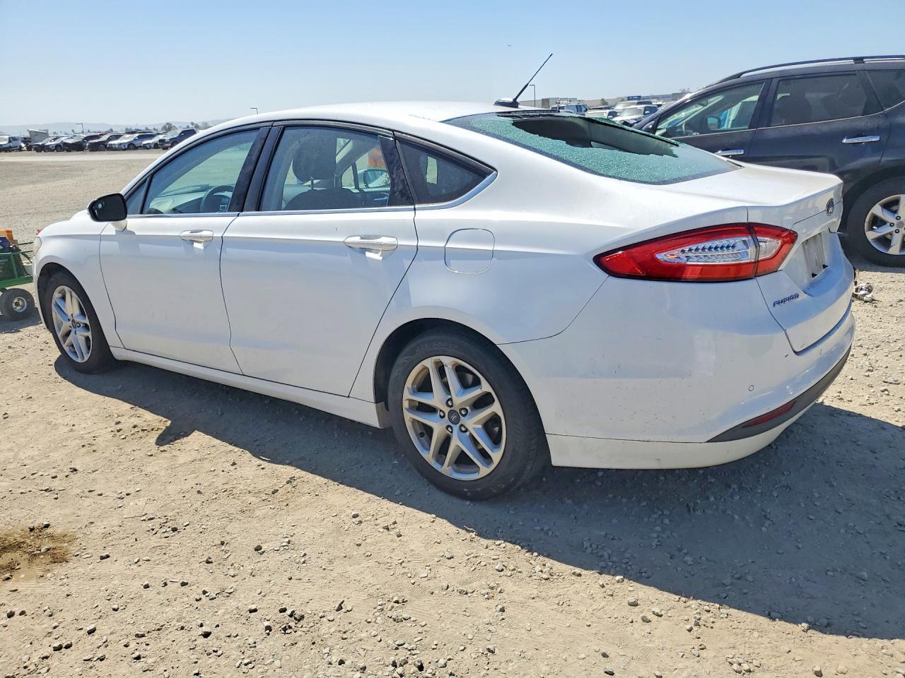 2014 Ford Fusion Se - zdjęcie 2