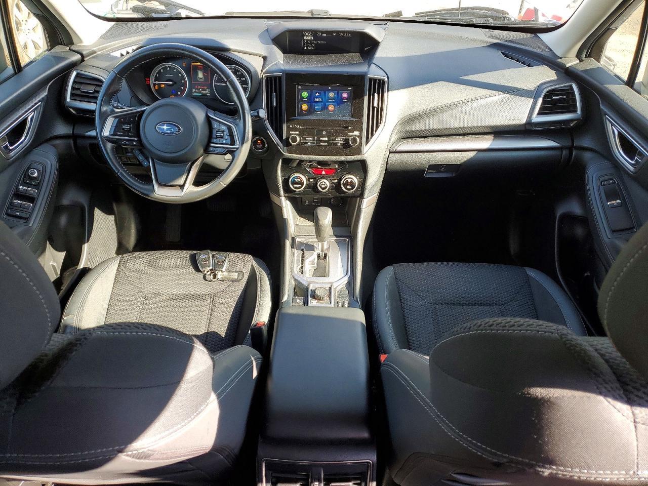 2020 Subaru Forester Premium - zdjęcie 8