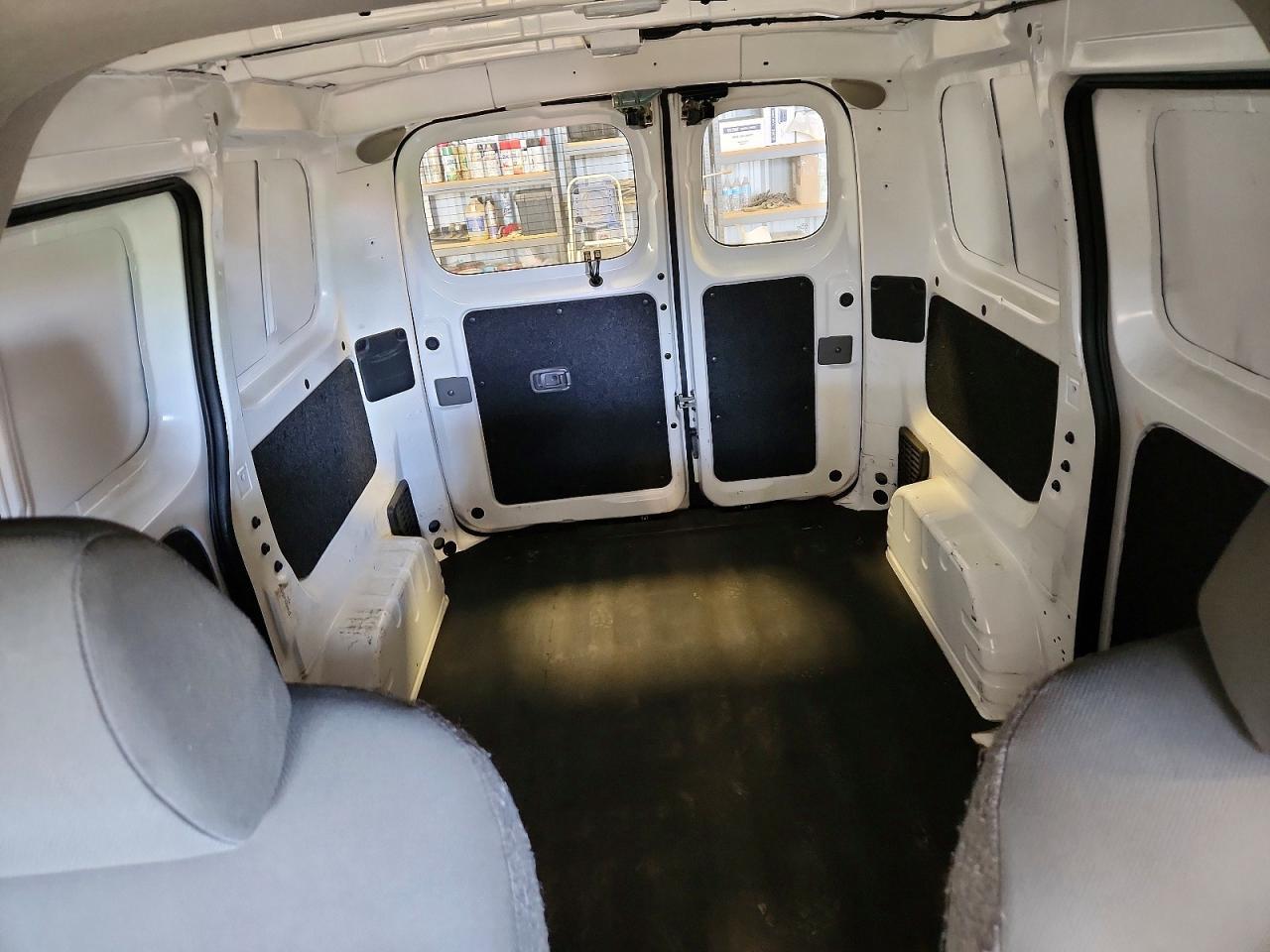 2020 Nissan Van - zdjęcie 10