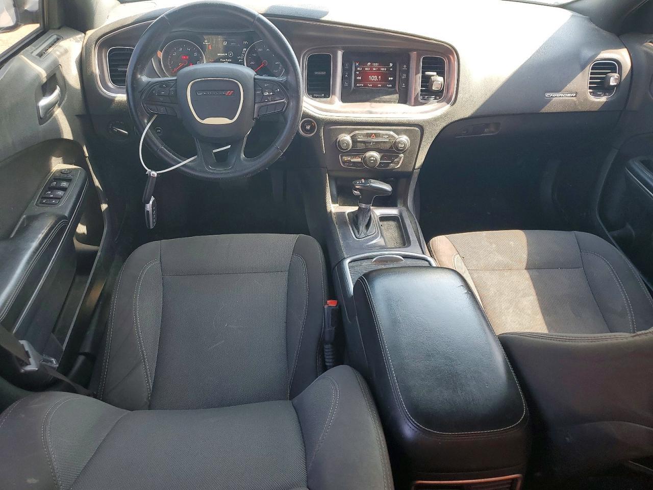 2017 Dodge Charger Se - zdjęcie 8