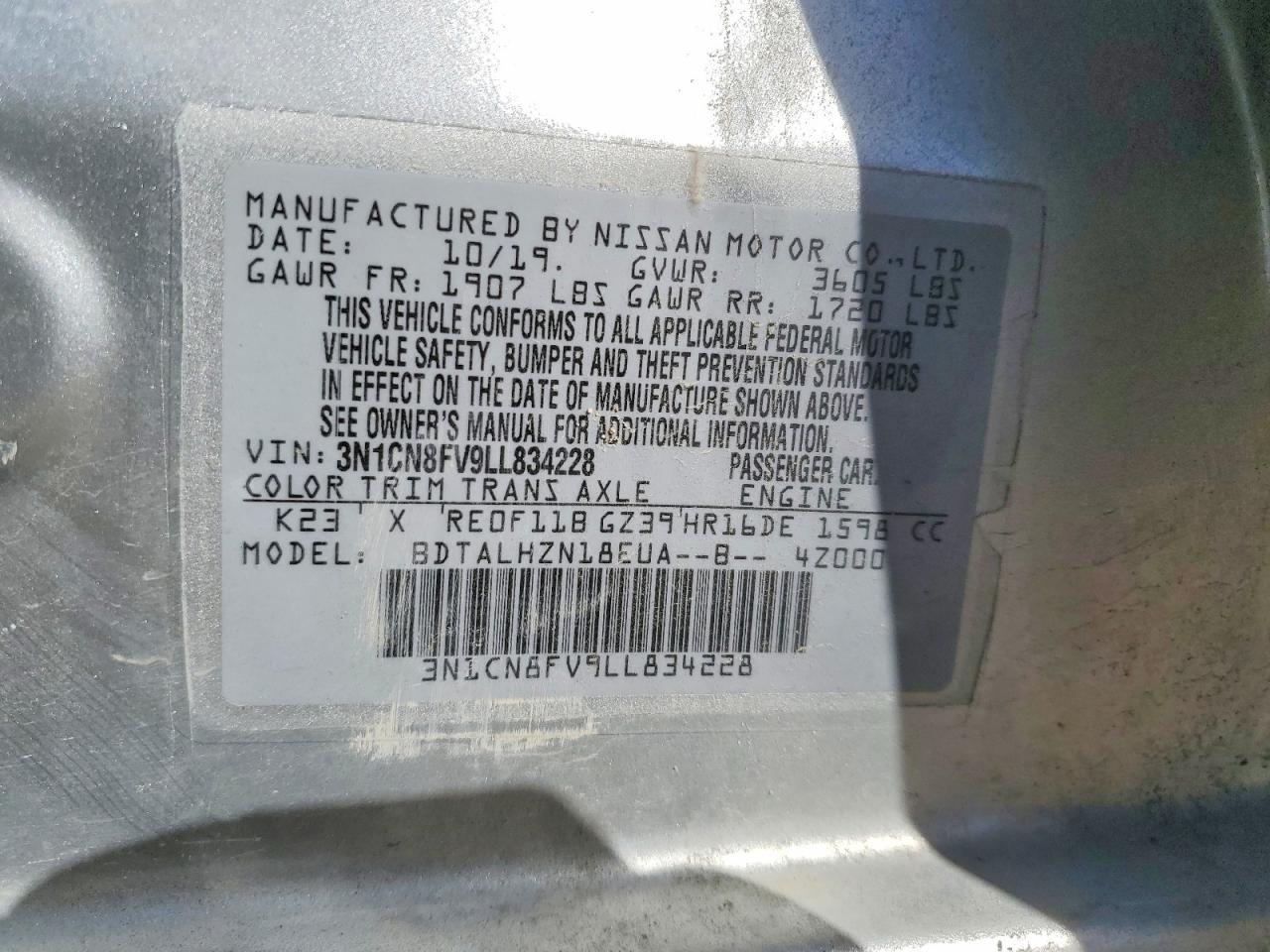 2020 Nissan Versa Sr - zdjęcie 12