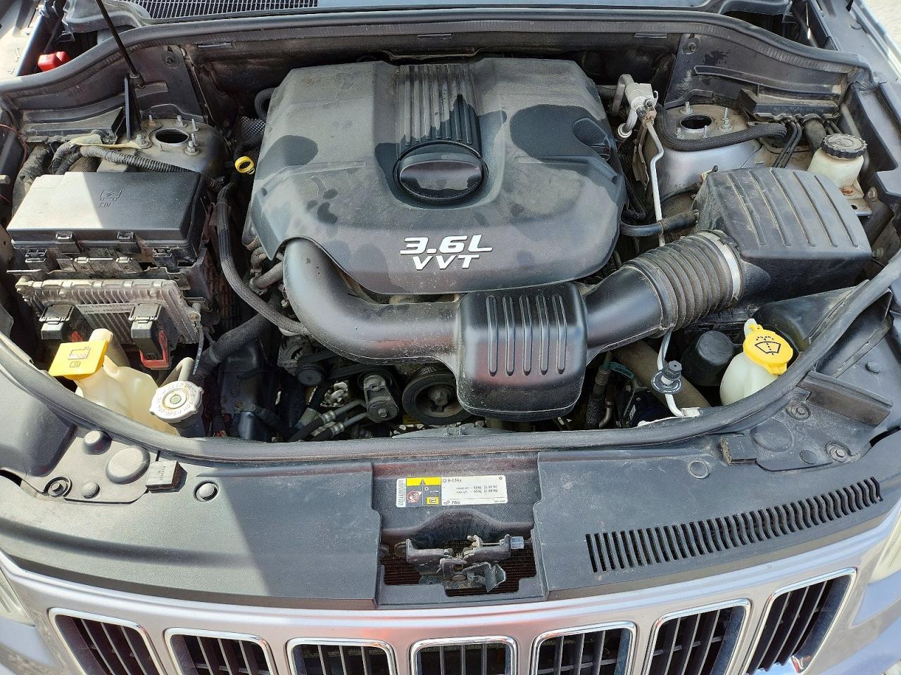 2014 Jeep Grand Cherokee Laredo - zdjęcie 12