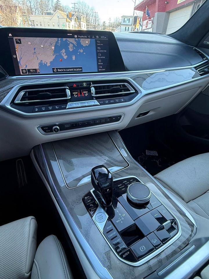 2019 BMW X7 xDrive50I - zdjęcie 8