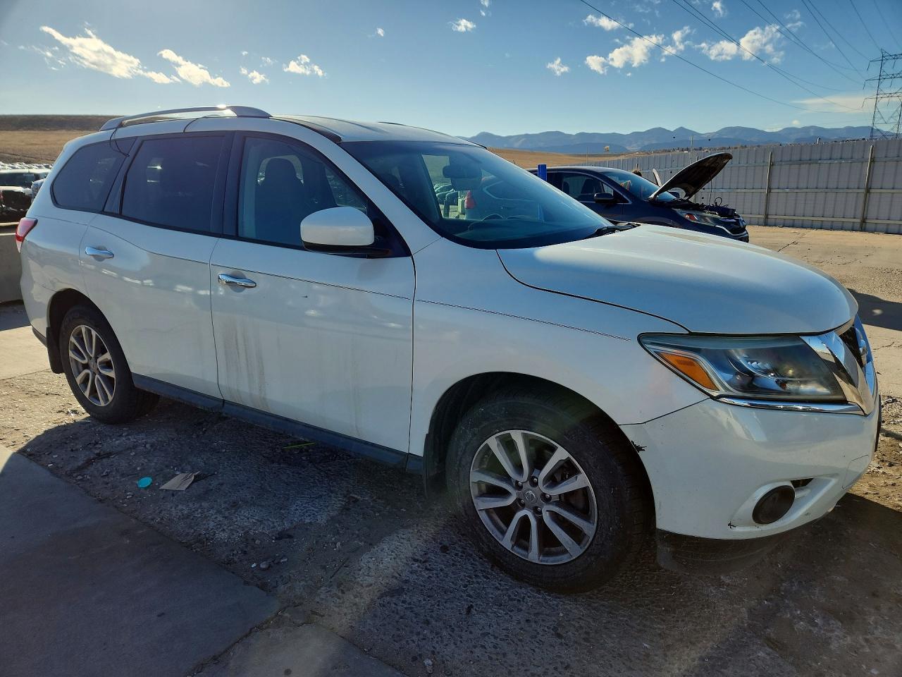 2014 Nissan Pathfinder Sv - zdjęcie 4