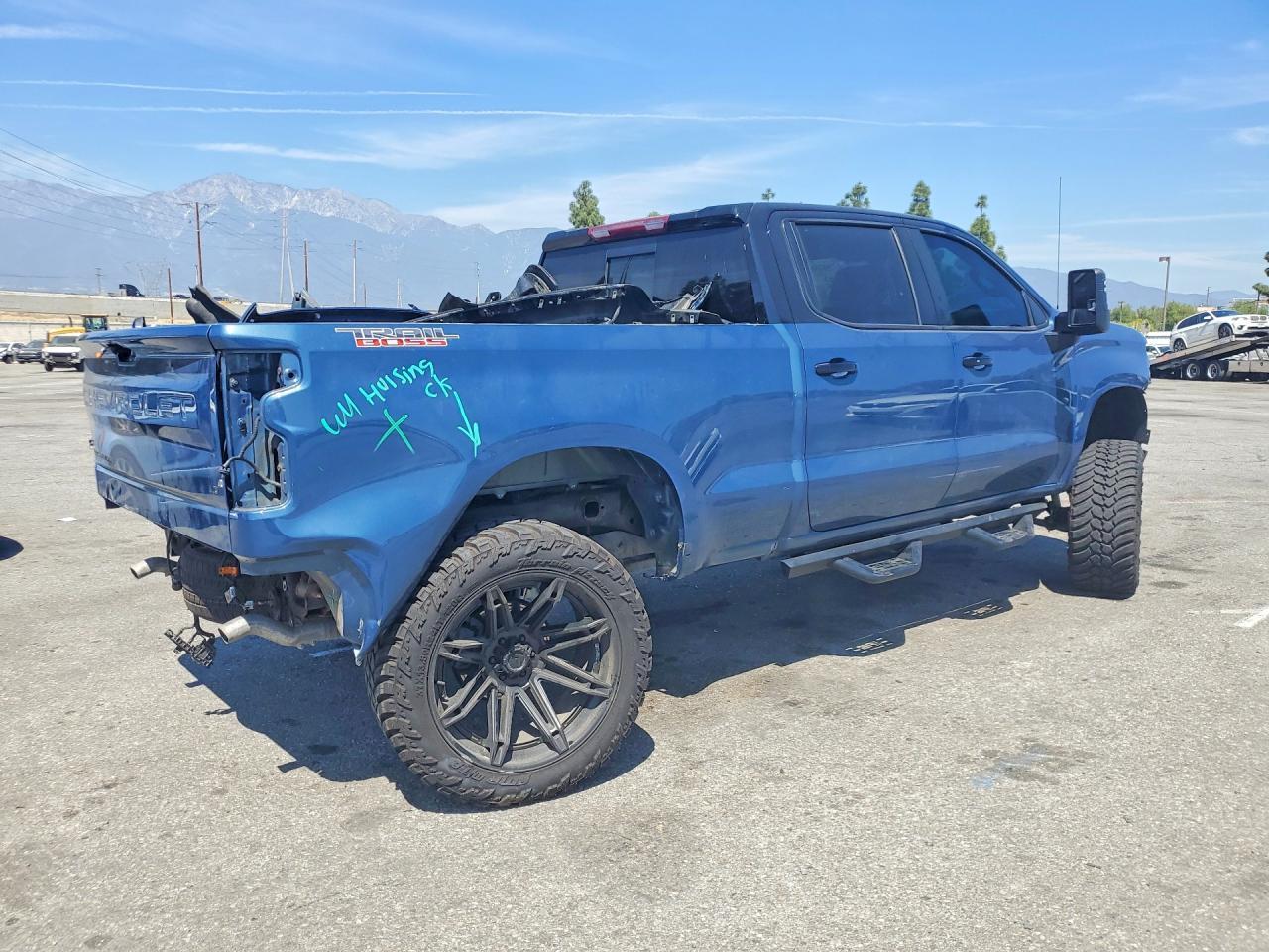 2024 Chevrolet Silverado K1500 Lt Trail Boss - zdjęcie 3