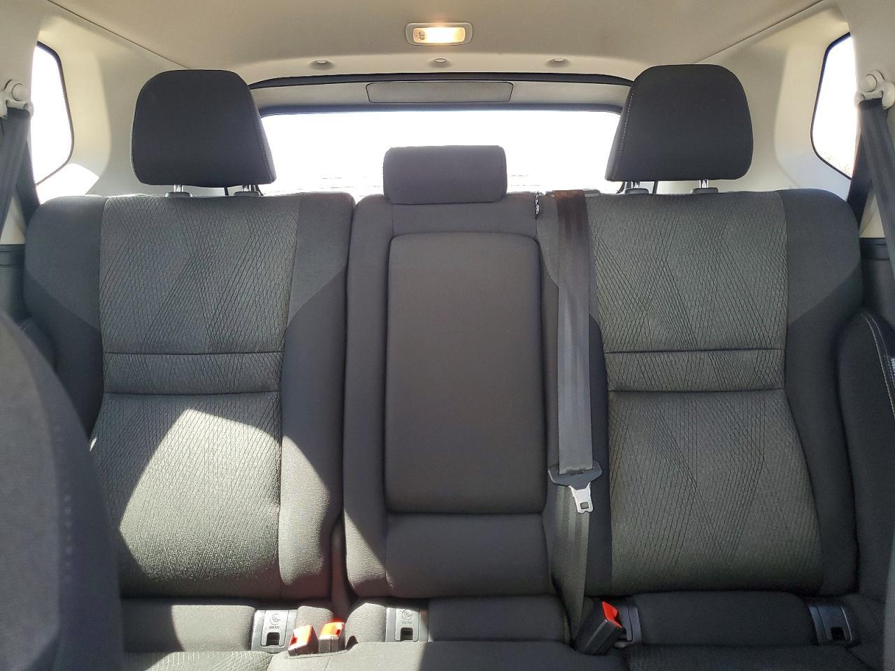 2025 Nissan Rogue Sv - zdjęcie 10