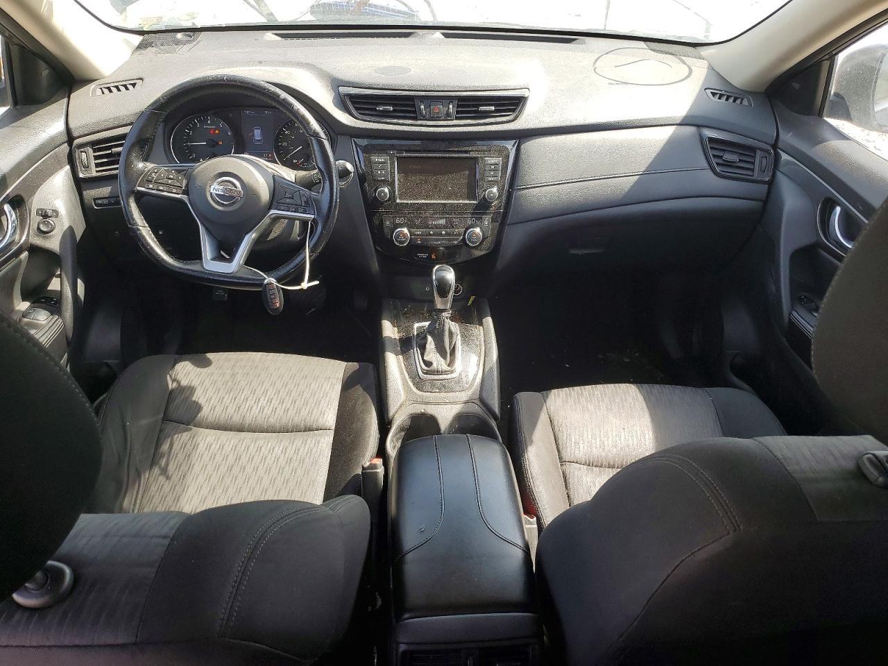 2020 Nissan Rogue Sv - zdjęcie 8