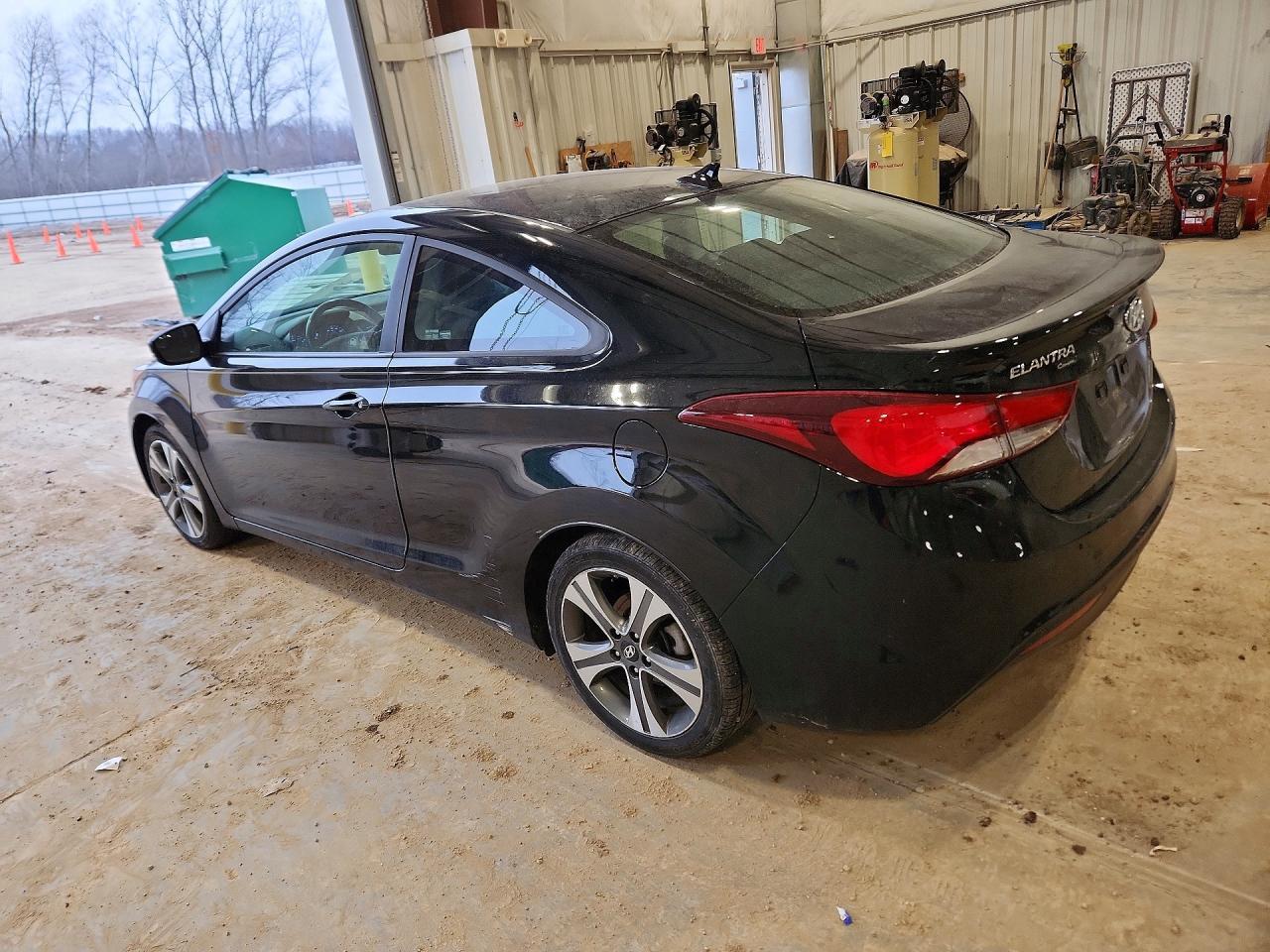 2014 Hyundai Elantra Coupe Base - zdjęcie 2