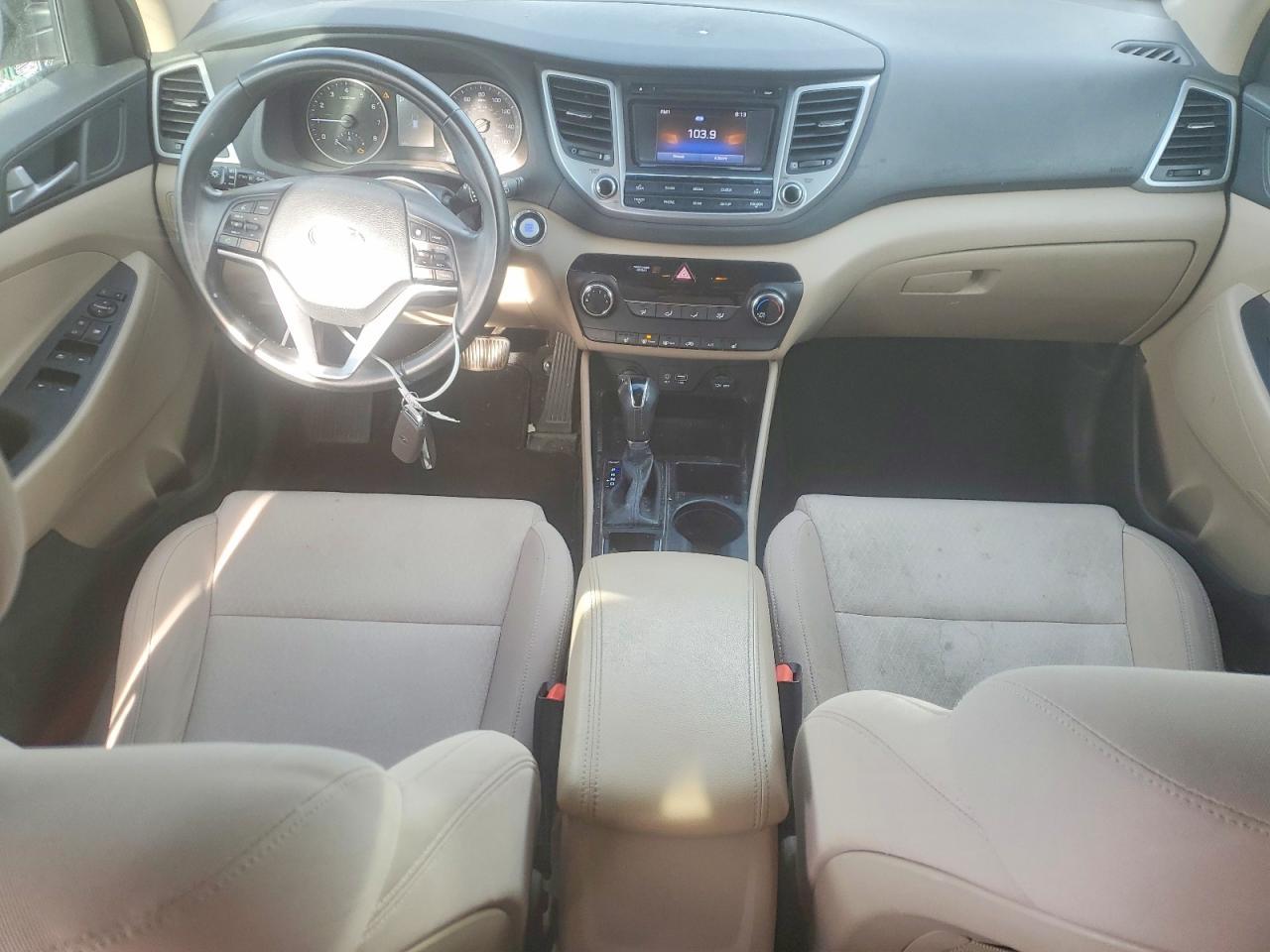 2016 Hyundai Tucson Sport - zdjęcie 8