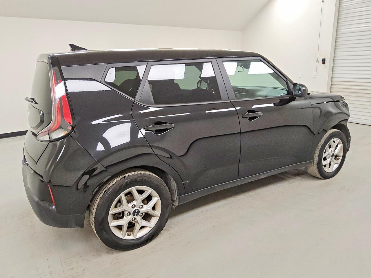 2025 Kia Soul Lx - zdjęcie 3