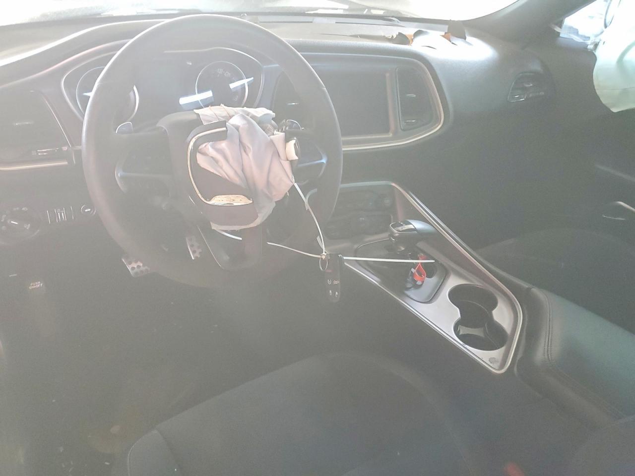 2019 Dodge Challenger R - zdjęcie 8