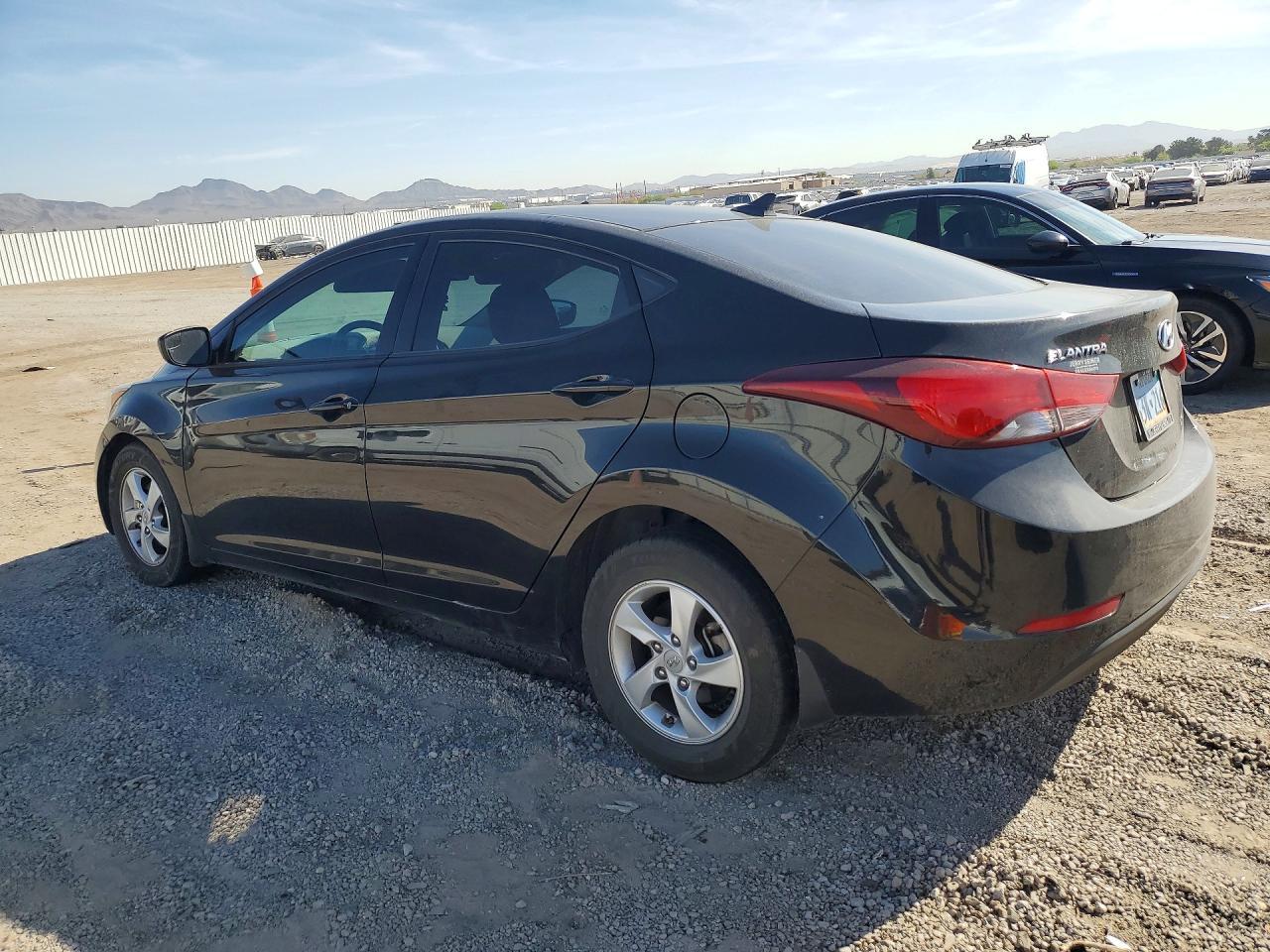 2015 Hyundai Elantra Se - zdjęcie 2