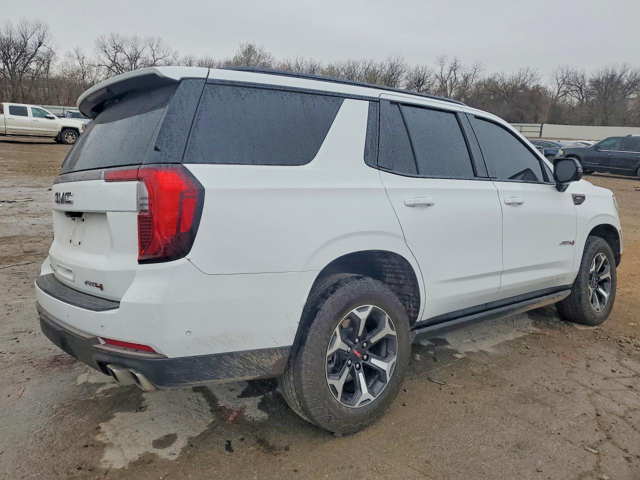 2026 GMC Yukon At4 Ultimate - zdjęcie 3