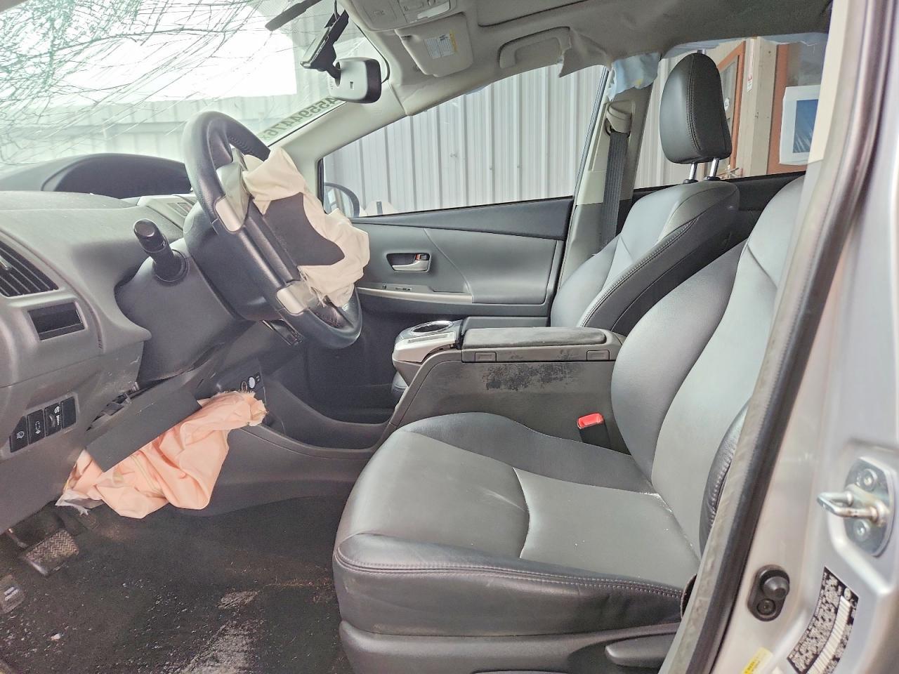 2014 Toyota Prius V Five - zdjęcie 7