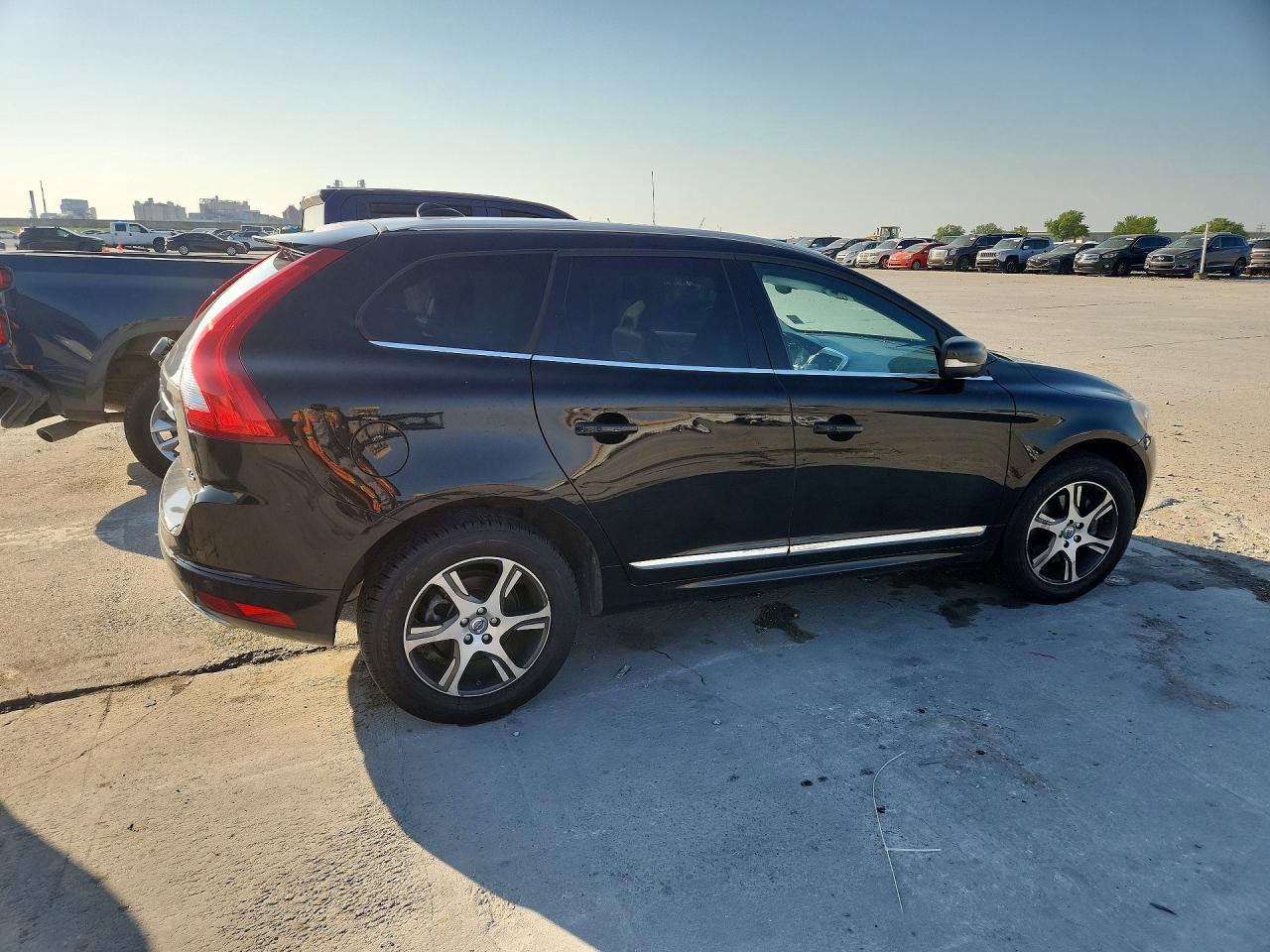 2015 Volvo Xc60 T6 Premier - zdjęcie 3