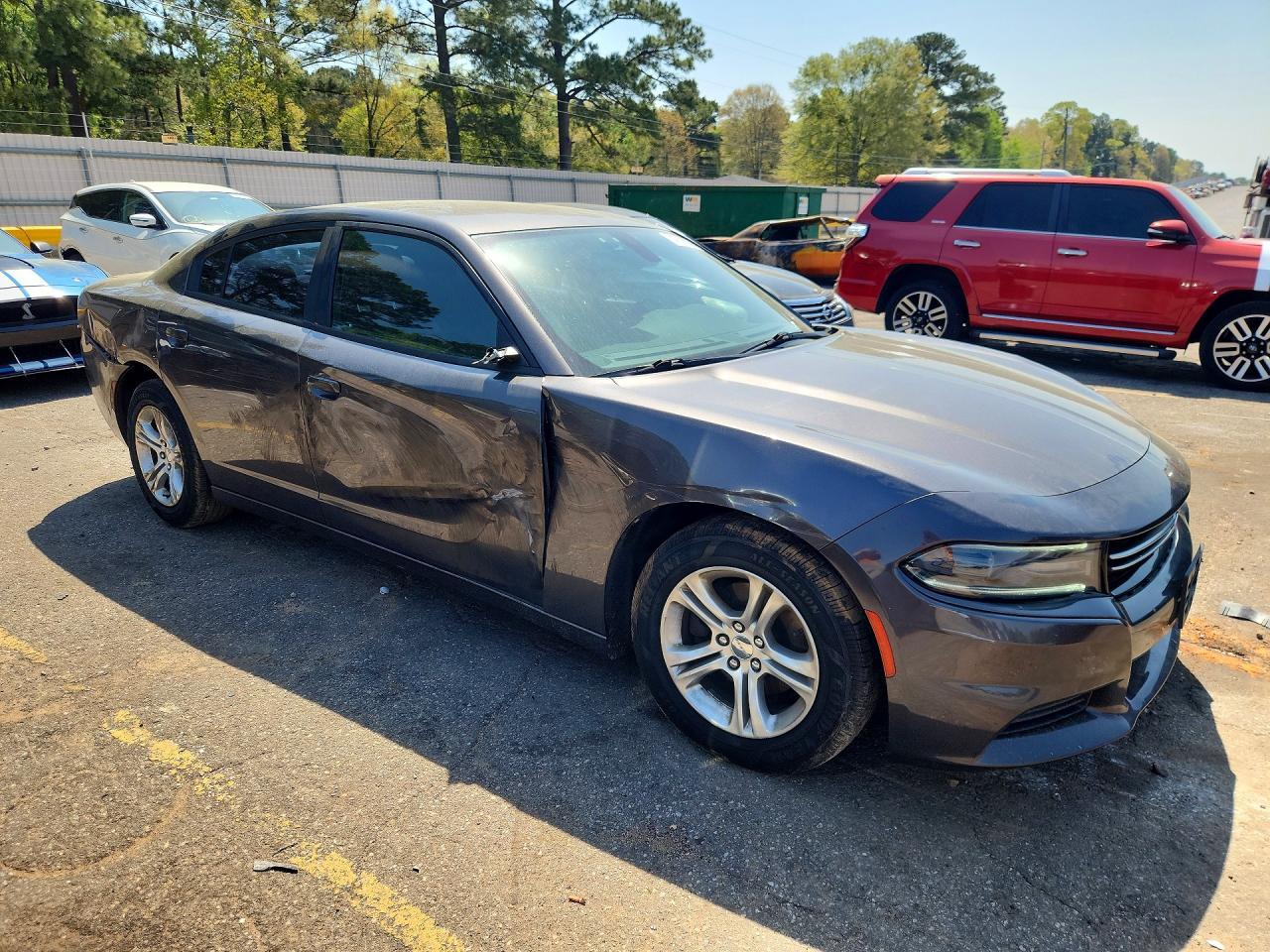 2015 Dodge Charger - zdjęcie 4