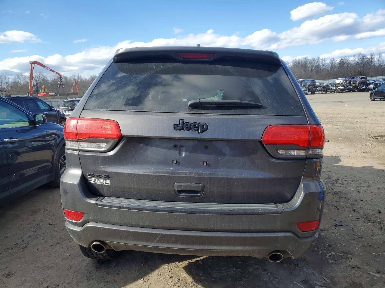 2015 Jeep Grand Cherokee Laredo - zdjęcie 6
