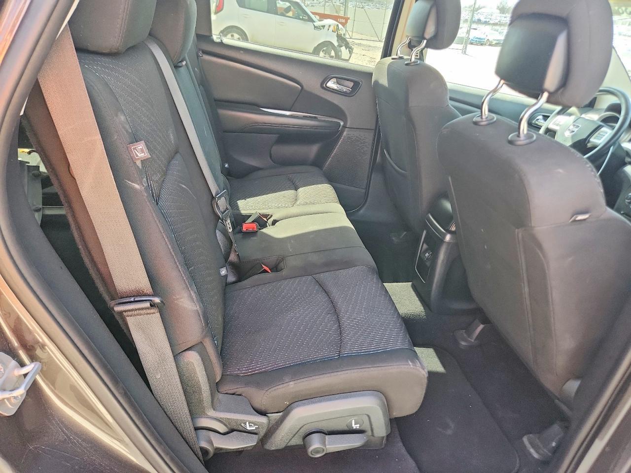 2016 Dodge Journey Sxt - zdjęcie 11