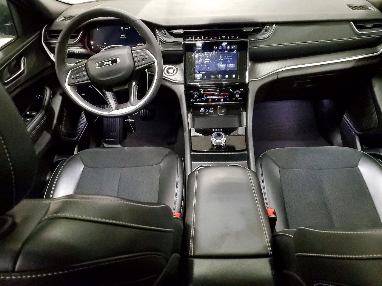 2024 Jeep Grand Cherokee L Laredo - zdjęcie 8
