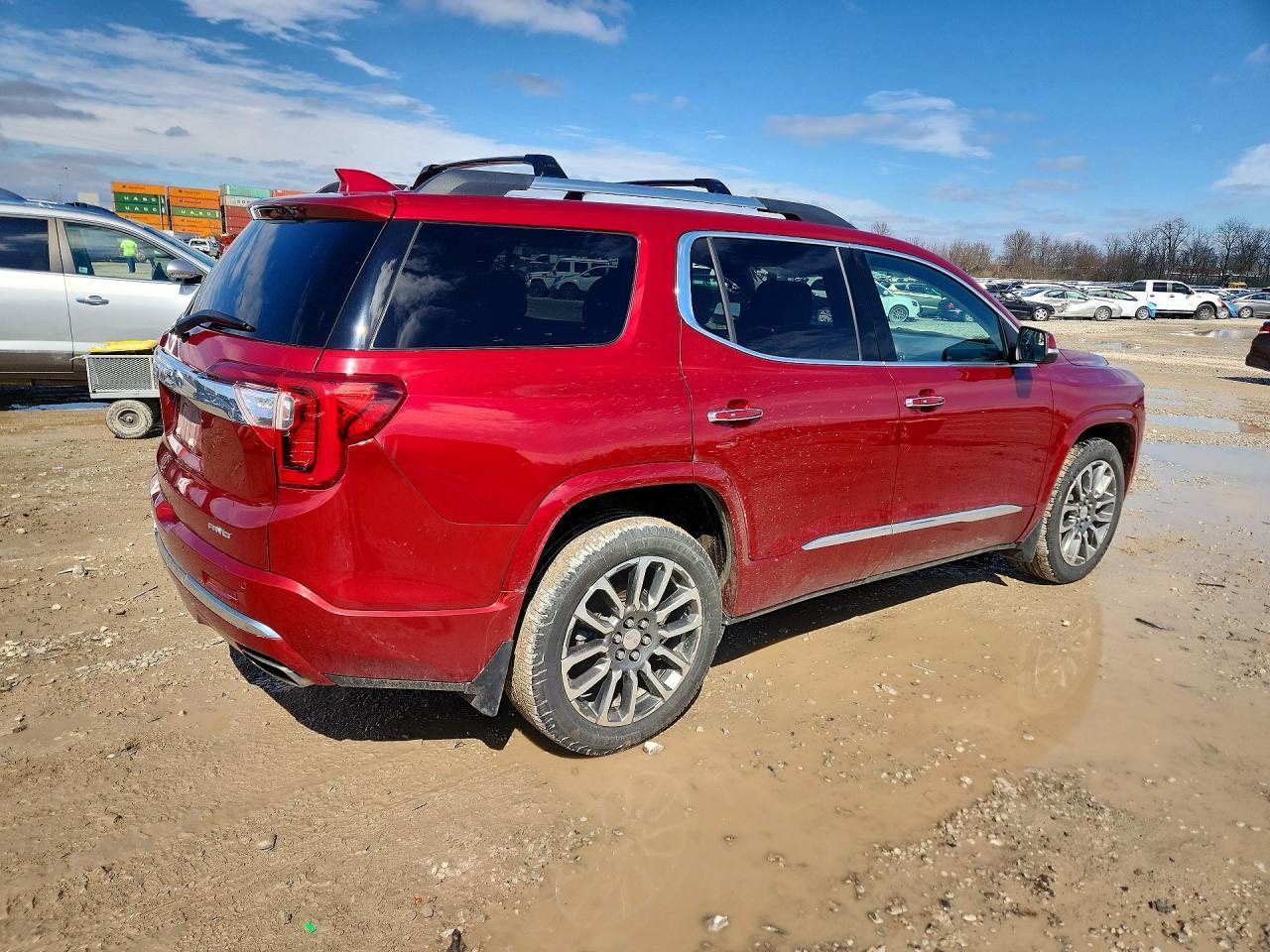2021 GMC Acadia Denali - zdjęcie 3