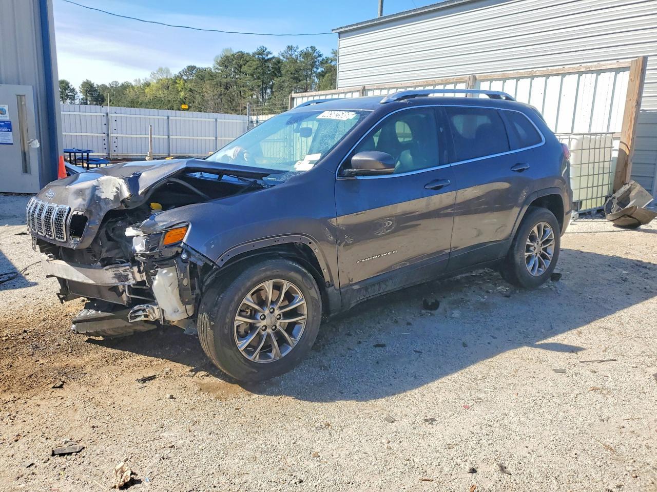 2019 Jeep Cherokee Latitude Plus - zdjęcie główne