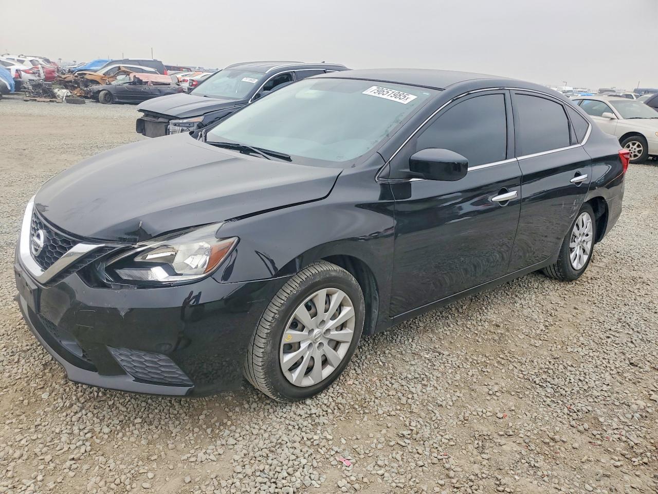 2019 Nissan Sentra S - zdjęcie główne