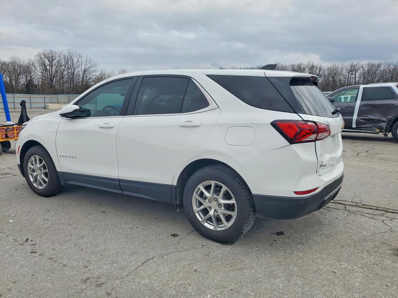 2022 Chevrolet Equinox Lt - zdjęcie 2