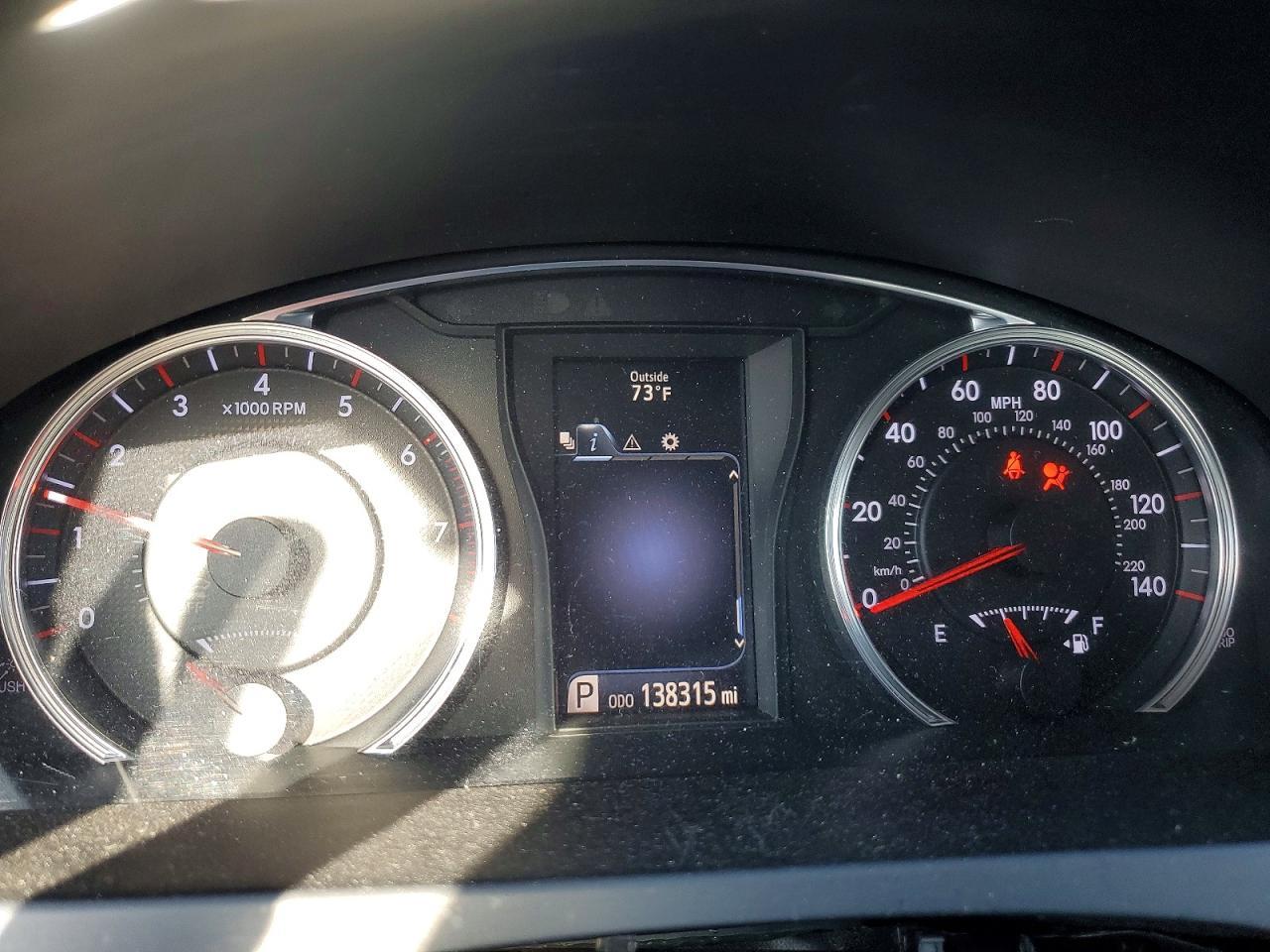 2017 Toyota Camry Se - zdjęcie 9