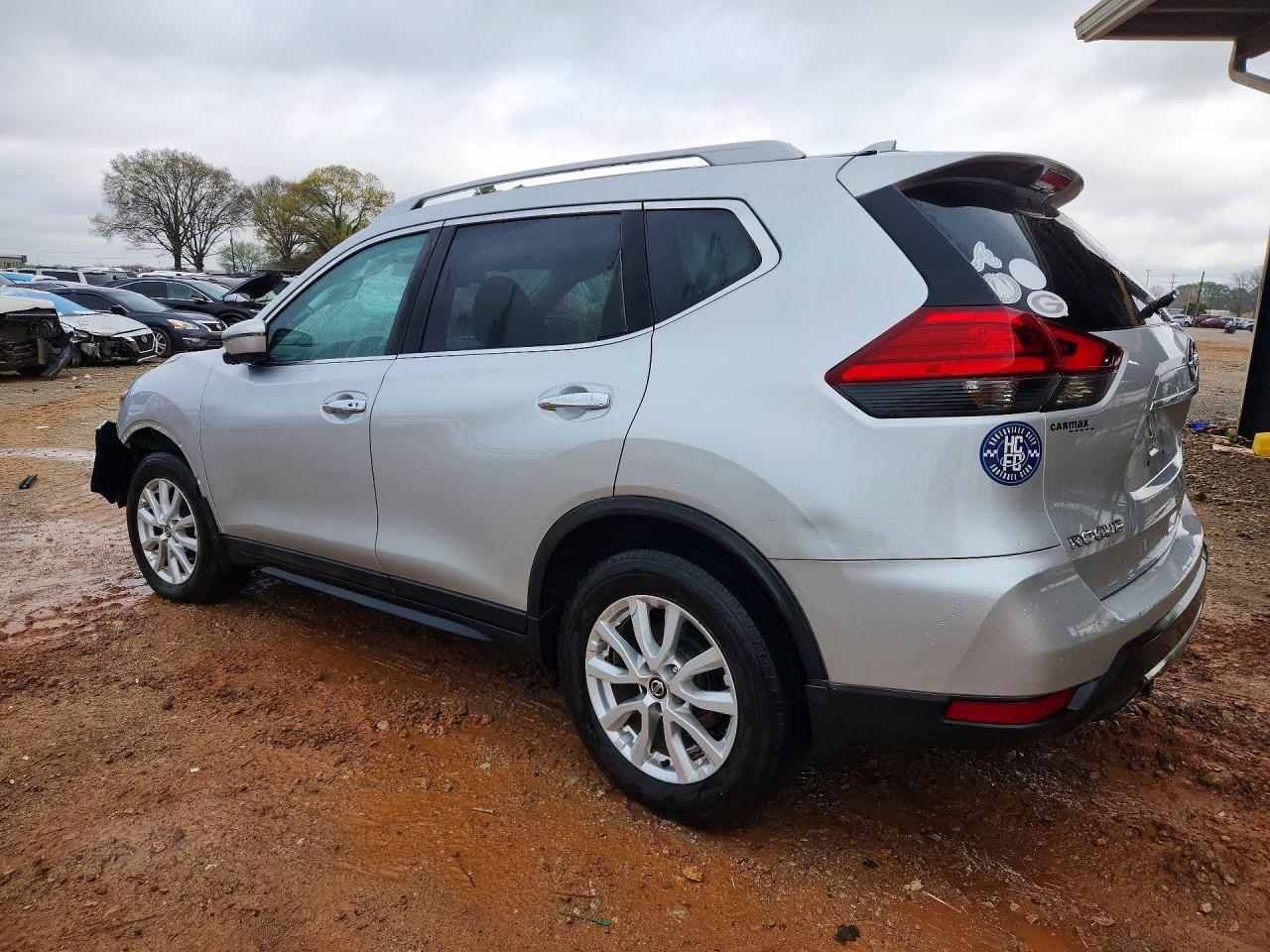 2017 Nissan Rogue Sv - zdjęcie 2