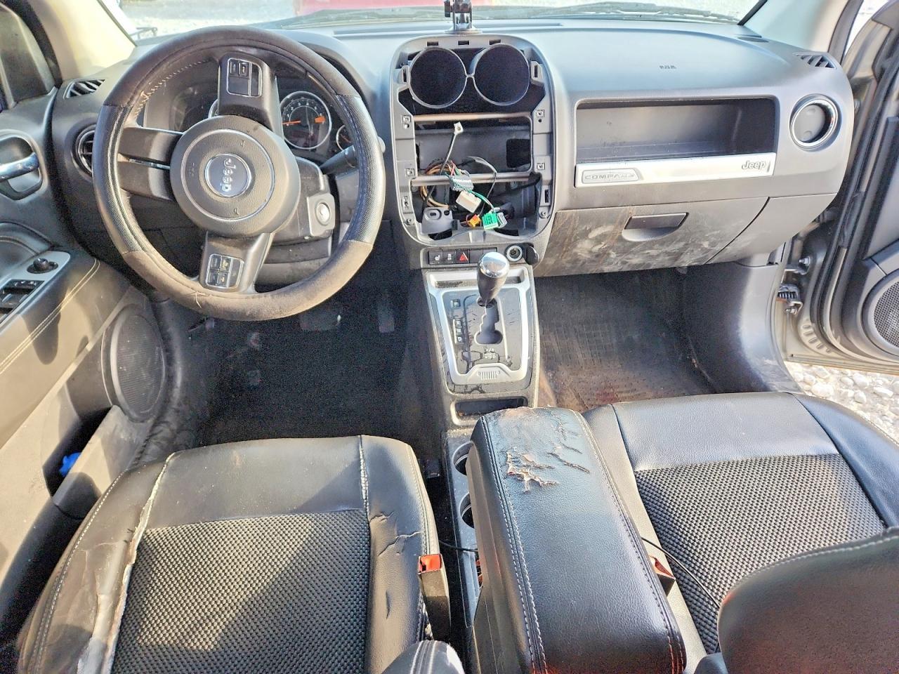 2014 Jeep Compass Latitude - zdjęcie 8
