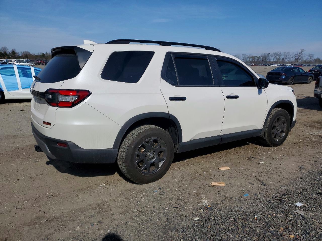 2025 Honda Pilot Trailsport - zdjęcie 3