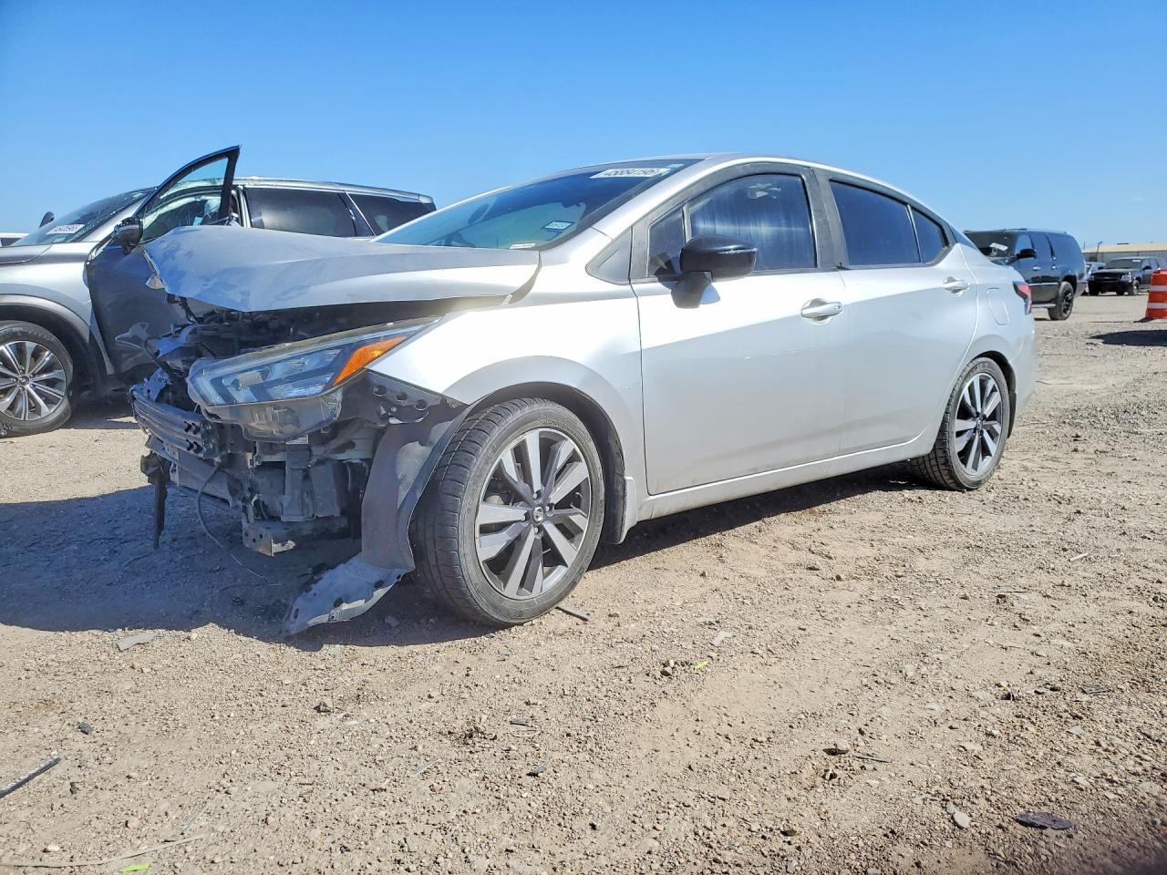 2020 Nissan Versa Sr - zdjęcie główne