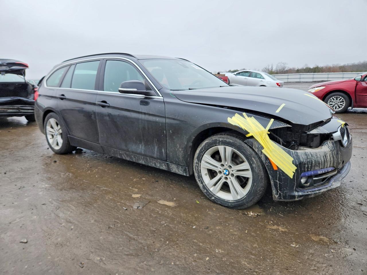 2017 BMW 330 Xi - zdjęcie 4