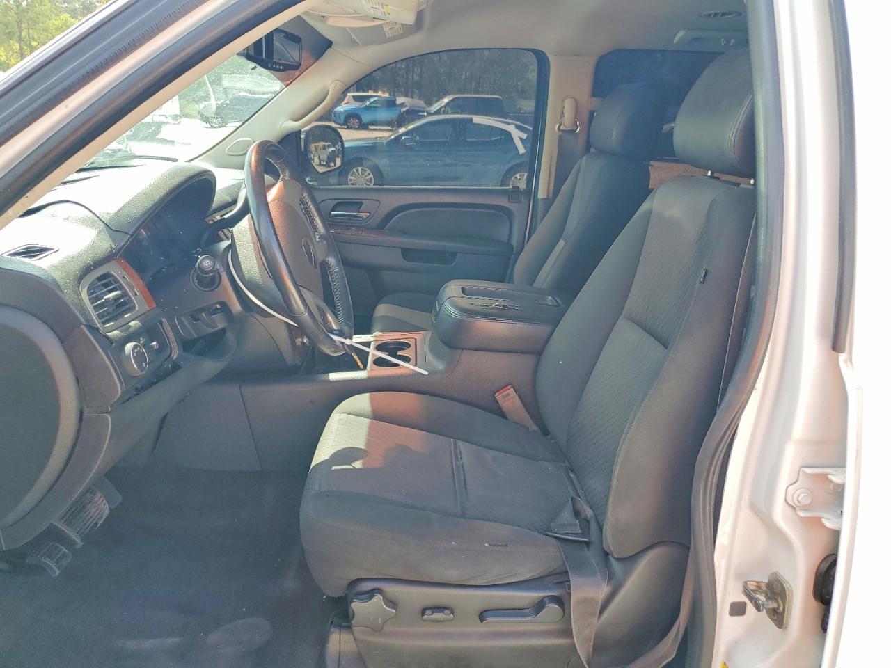 2014 Chevrolet Tahoe C1500 Ls - zdjęcie 7