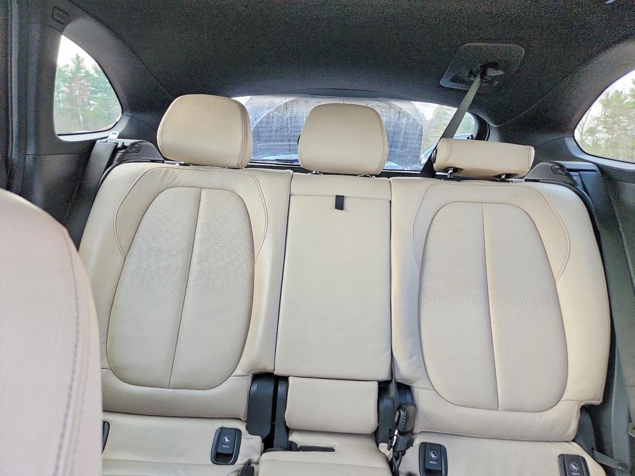 2017 BMW X1 xDrive28I - zdjęcie 10
