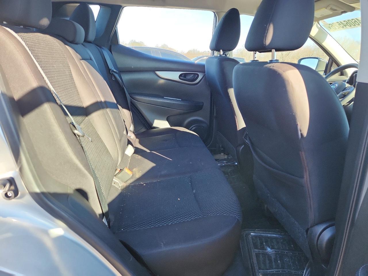 2019 Nissan Rogue Sport S - zdjęcie 10