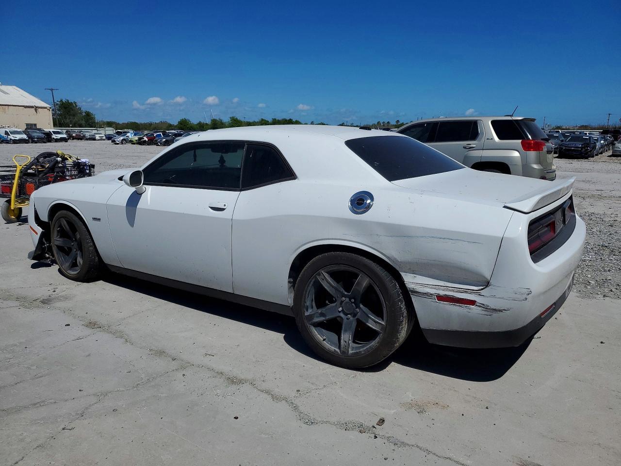 2019 Dodge Challenger R - zdjęcie 2