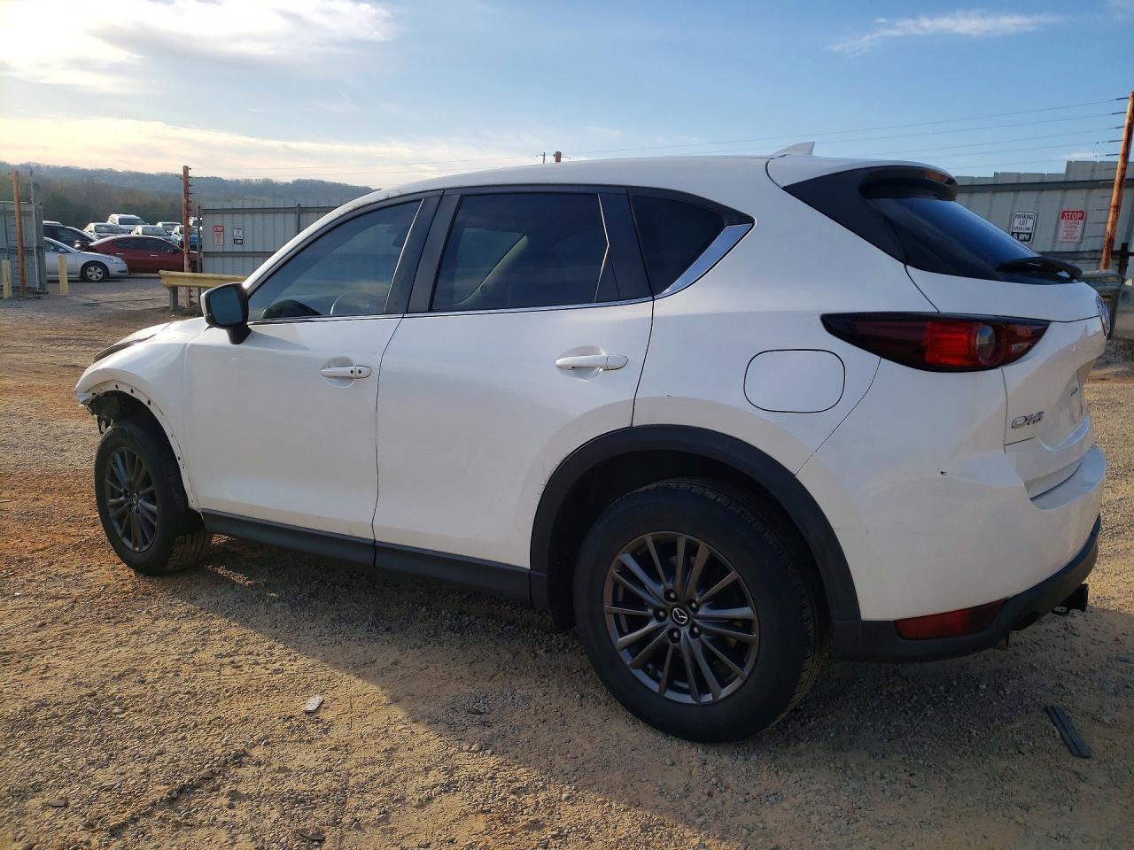2019 Mazda Cx-5 Touring - zdjęcie 2
