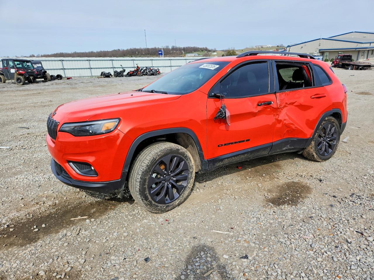 2021 Jeep Cherokee Latitude Lux - zdjęcie główne