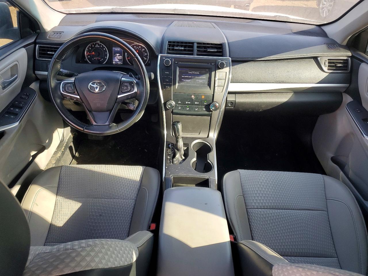 2015 Toyota Camry Se - zdjęcie 8